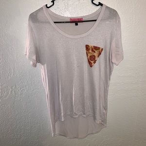 White pizza pocket tee